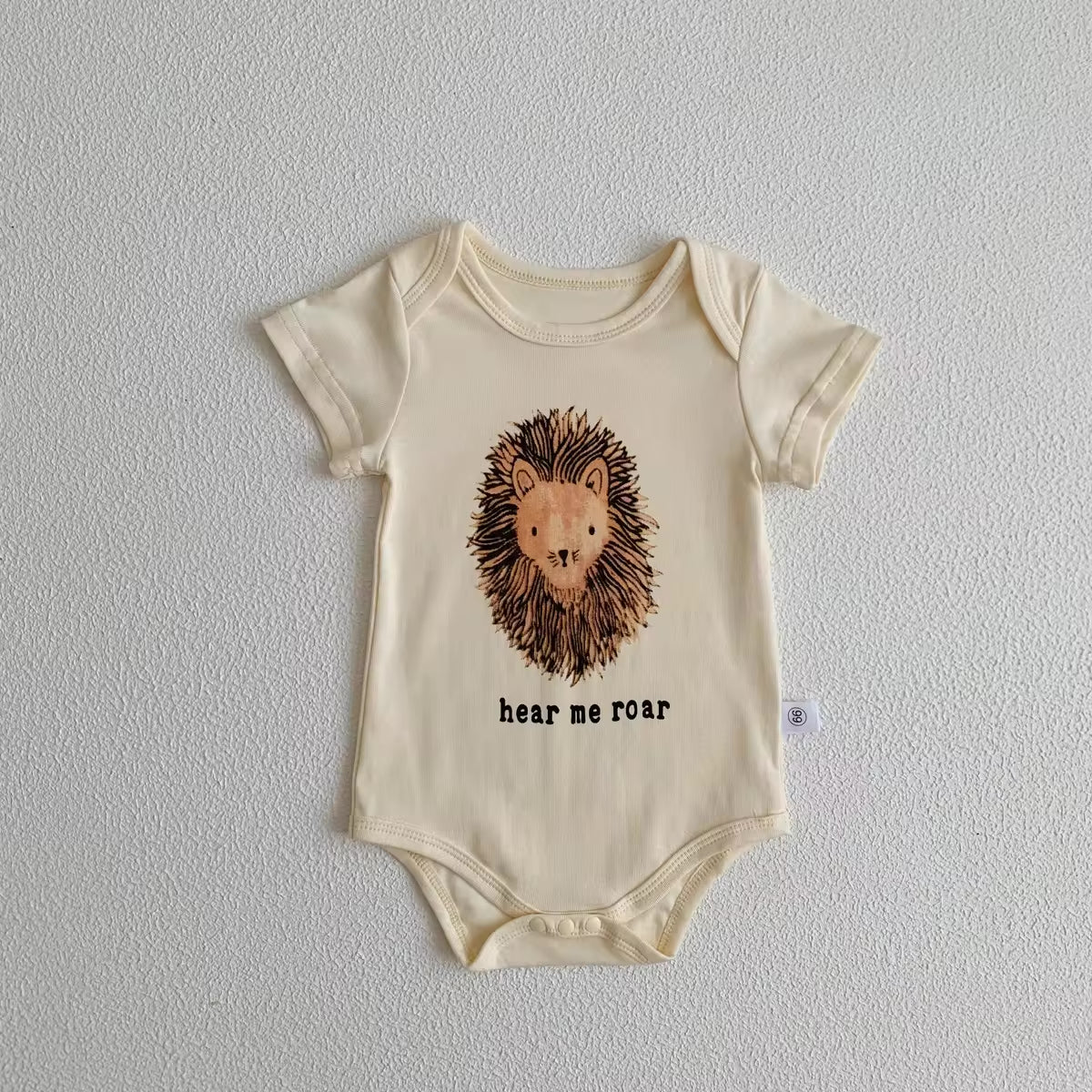 Lion print onenie